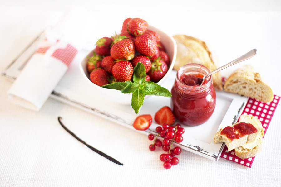 Erdbeermarmelade zum Frühstück