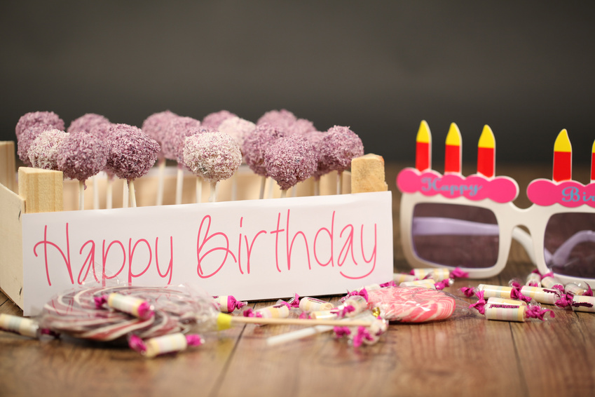 Cake Pops – der kultige Kuchen am Stiel | Wundermagazin