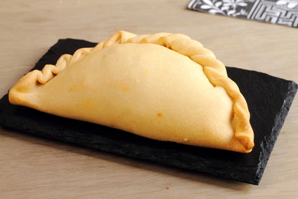 Brasilianische Empanadas auf dem Blech